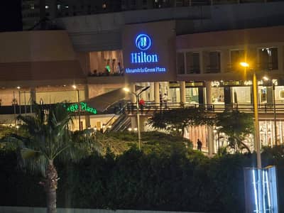 امتلك مسطح إداري مرخص بالكامل بمساحة ضخمة
