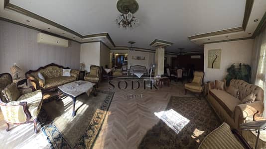 Apartment 250 meters, second balcony, in the Seventh District, one of ...