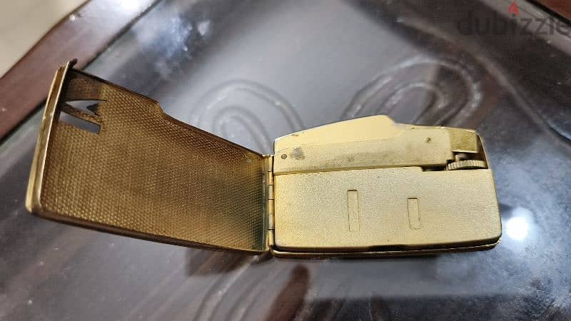 vantage Gold lighter 5