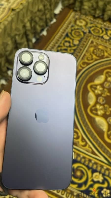 ١٤برو ماكس 1