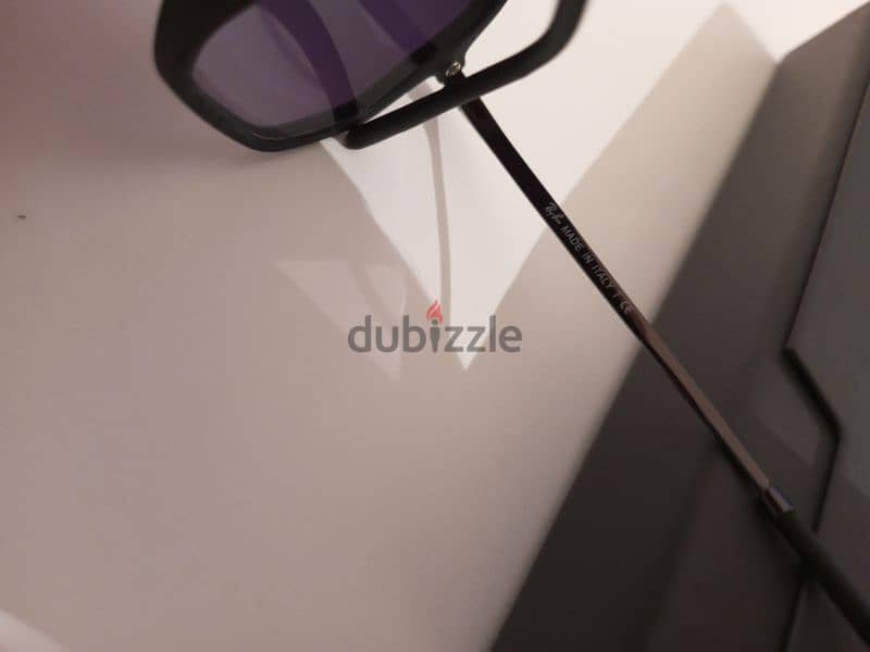 Ray-Ban 4