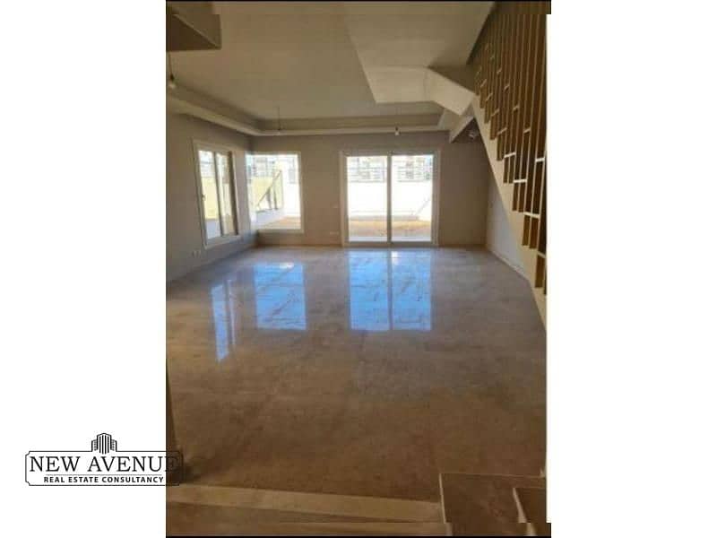 3 Bedrooms 254 sq.M Twinhouse for sale 18,500,000 EGP in Atrio Compound, Sheikh Zayed