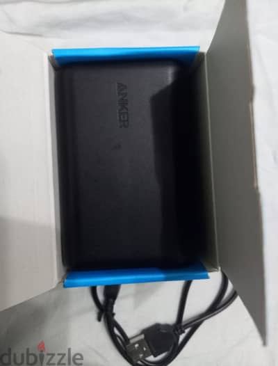 Anker Power Bank Model PowerCore (10000 mAh) (حالة ممتازة)