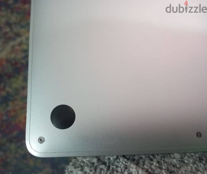 macbook pro 2017-13 inch 256ssd 7