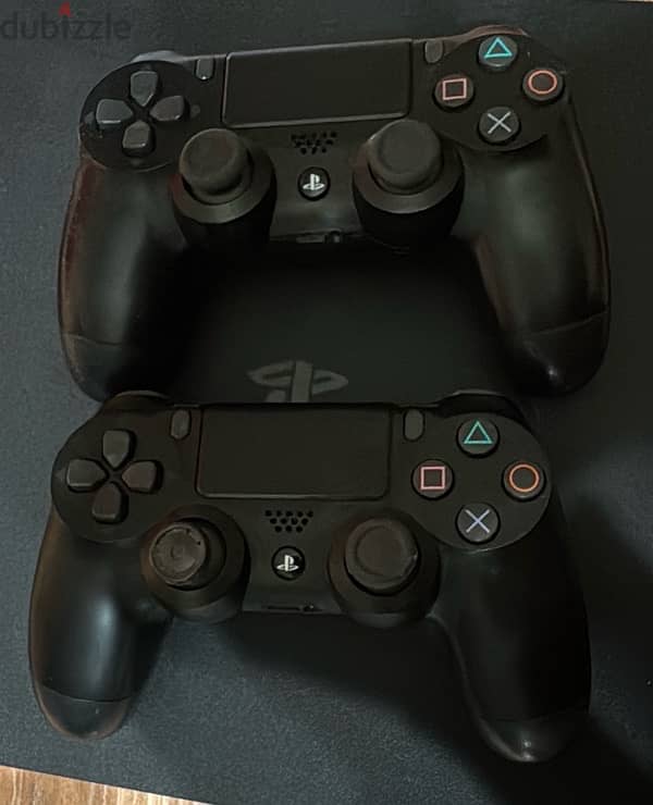 ps4 slim 500gb +2 controllers 1