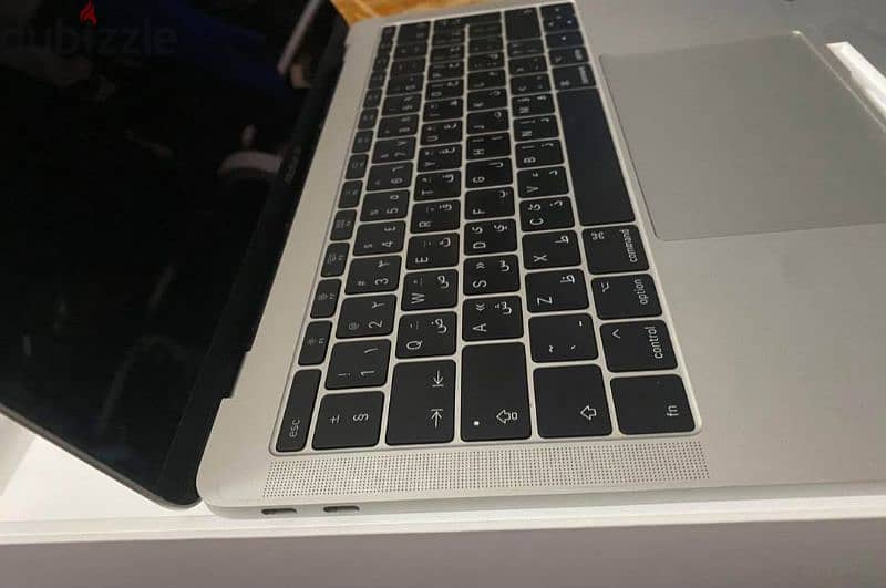 macbook pro 2017 1