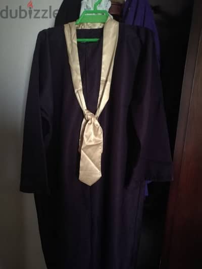 Graduation dress  بالبرنيطة بتاعته جديد