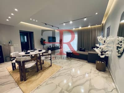 شقة للإيجار فاخرة مفروشة بالكامل في كمبوند ليك فيو التجمع الخامس بالقرب من الجامعه الامريكيه بجوار فيليت