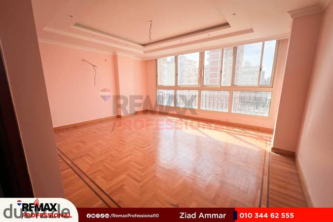 Flexible payment terms Apartment for sale, 366 sqm in Sporting directly on Abu Qir St.