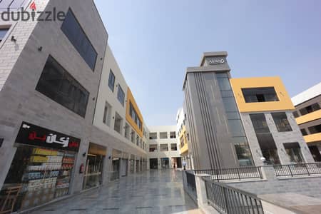 محل تجاري واجهة جاهز للتشغيل للبيع بميركادو مول بالشروق