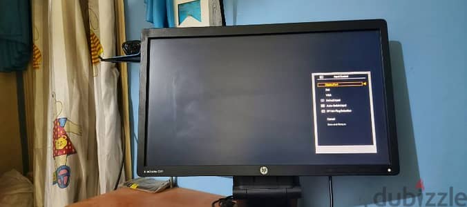 شاشه Hp مقاش ٢٠ بوصة نضيفه درجه أولي