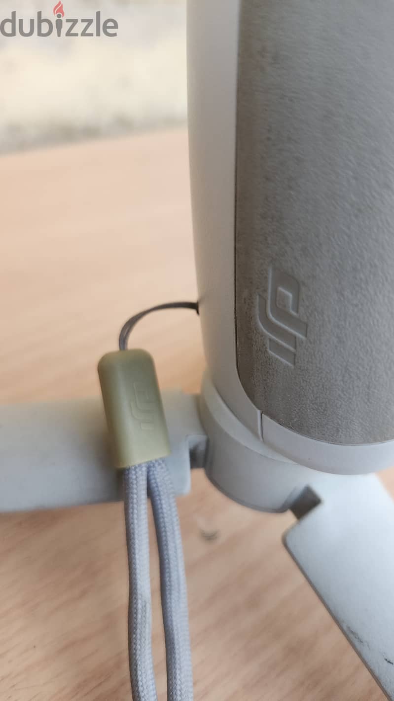 DJI Osmo Mobil 4 10