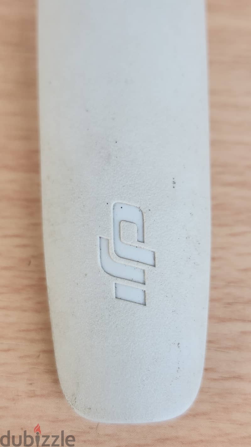 DJI Osmo Mobil 4 11