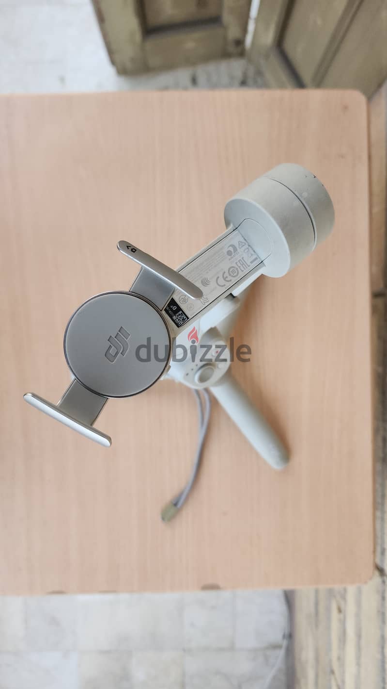 DJI Osmo Mobil 4 13