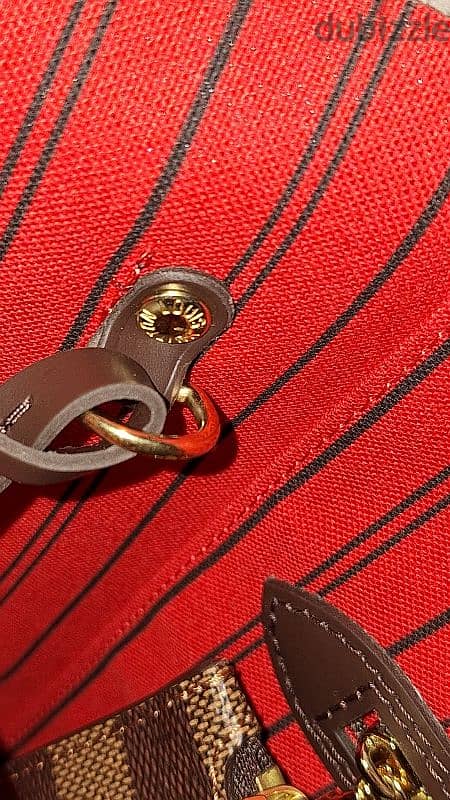 LOUIS VUITTON BAG 18