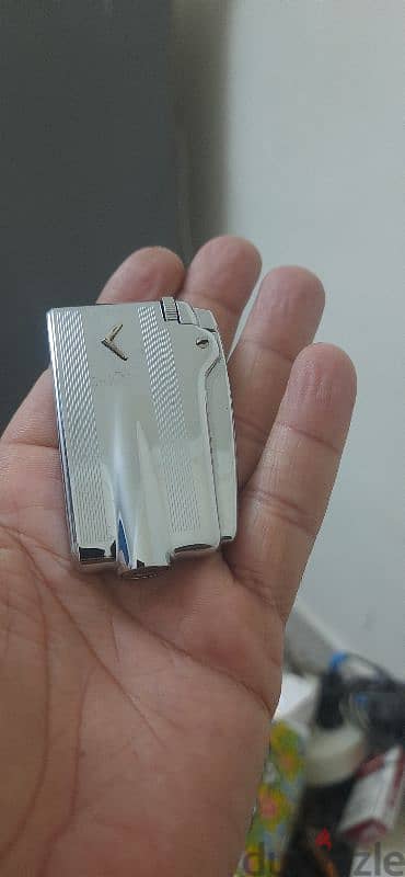 ولاعه روبينسون وهانسون