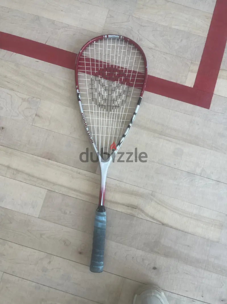 مضرب اسكواش