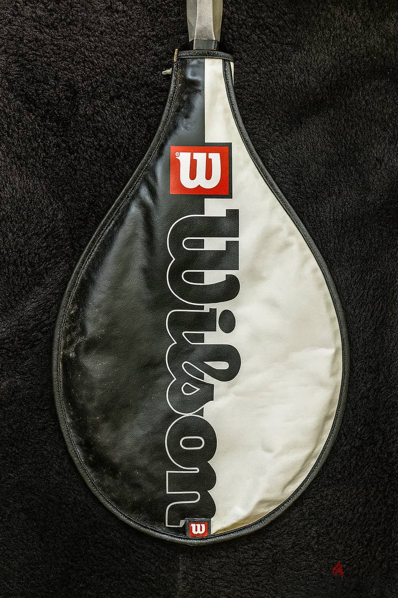 Wilson Six. One Comp Titanium with Racket Cover 4
