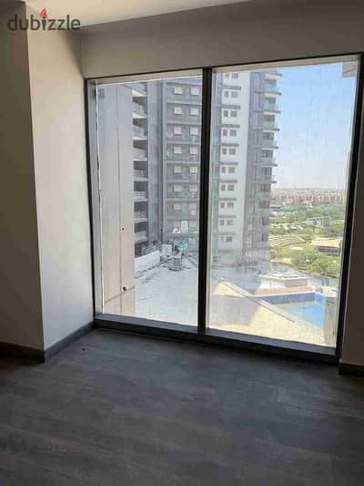 167m unit for rent at zed hotel park shiek zaid