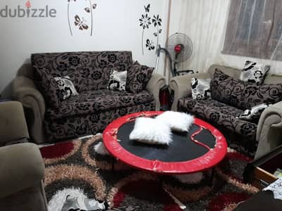 انتريه خشب زان عمولة الكنبة بتتفرد سرير