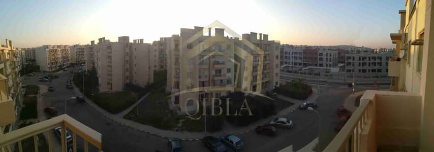 شقة للإيجار فاضي 70م بالمطبخ والتكييفات في المستقبل الحي 12 الشيخ زايد