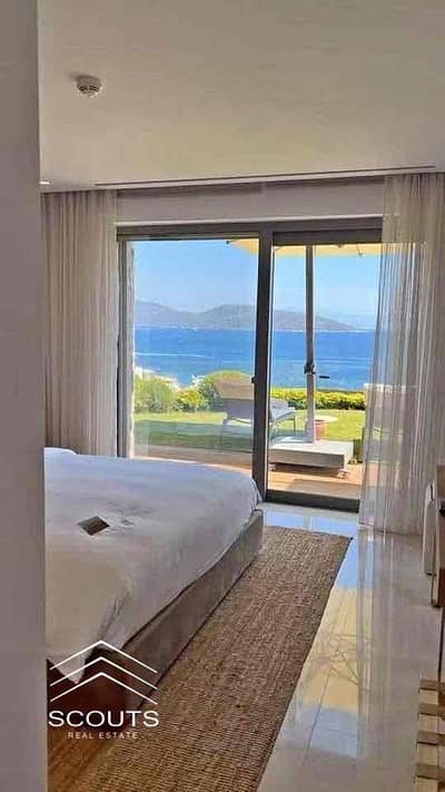 Chalet for sale 3 rooms directly on the sea sea view with a private garden fully finished in La Vista 6 Ain Sokhna near Porto and Hills La Vista 6