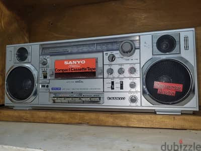sanyo m7900k كاسيت سانيو بحاله المصنع لم يفتح من قبل