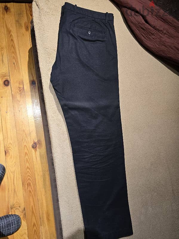 بنطلون GAP اسود 1