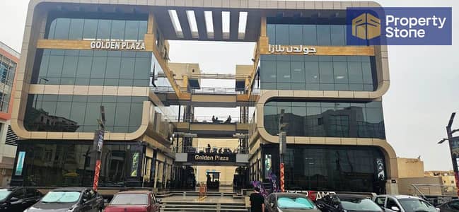 مكتب للإيجار 130 م  جنب المحكمه وبنزينه on the runموقع مميز  بالتجمع الخامس