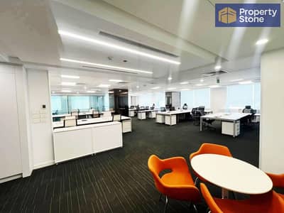 Furnished office space for rent, 455 sq m, in a prime administrative building on 90th Street in New Cairo.