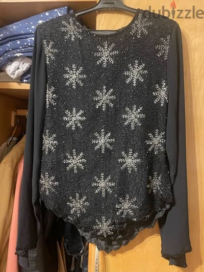 طقم بلوزة شيفون مطرزة و بنطلون شيفون سادة blouse chiffon embroidered