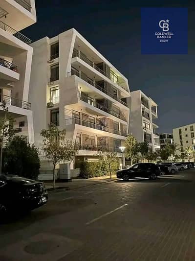 Duplex for sale in the First Settlement in front of Cairo International Airport and near Heliopolis and Nasr City