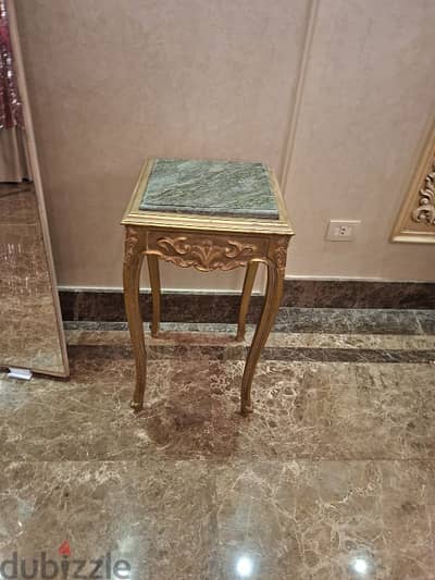 لسرعة البيع.