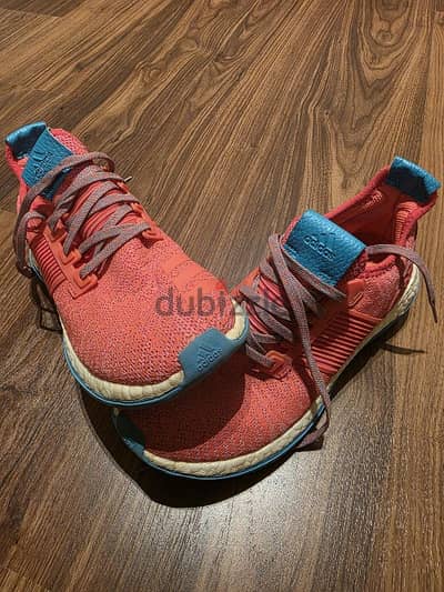 Adidas pureboost ZG , size 39 1/3 Used Color pink & Turquoise
