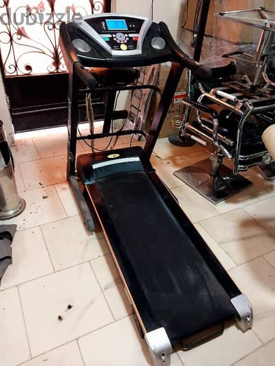 مشاية منزلية للبيع بحالة جيدة