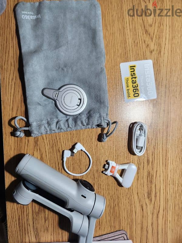 insta 360 follow 2 pro gimbal 1