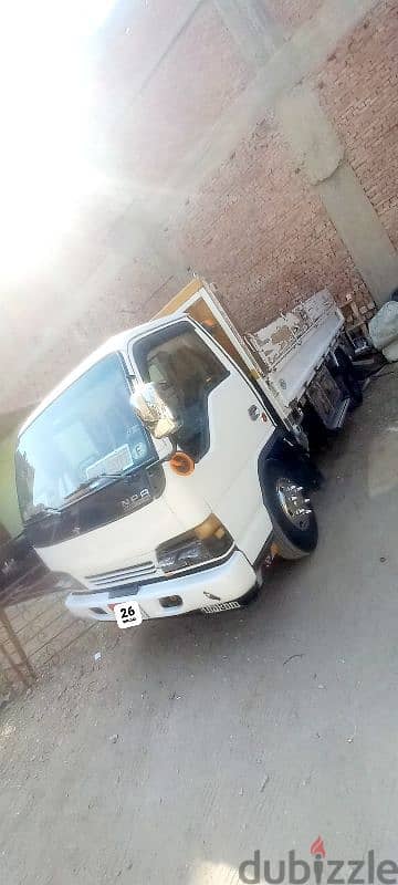 الفخم لنقل البضائع والشحن الدولي