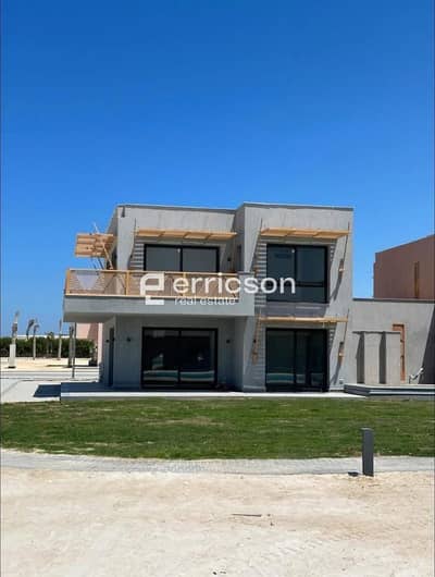 لقطه تاون هاوس ميدل ريسيل - بلايا غزاله  - دبل فيو