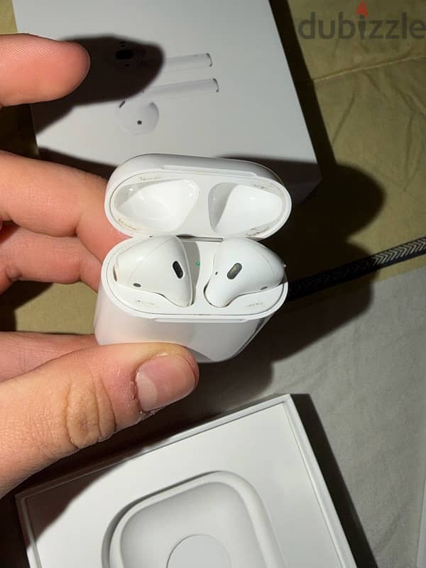 airpods 2 3