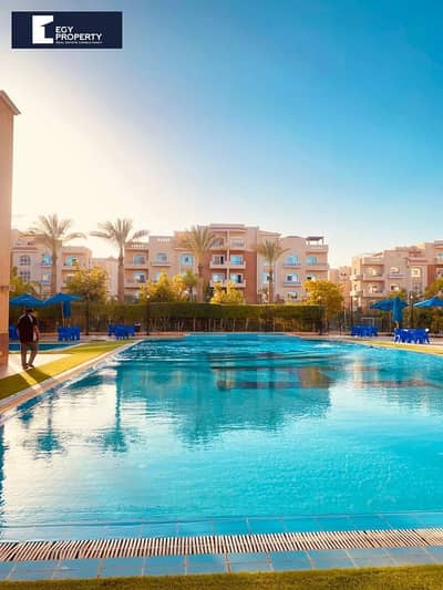 شقة للبيع بفيو علي النادي نصف تشطيب استلام فوري في حياه ريزيدنس - القاهرة الجديدة  Hayah Residence