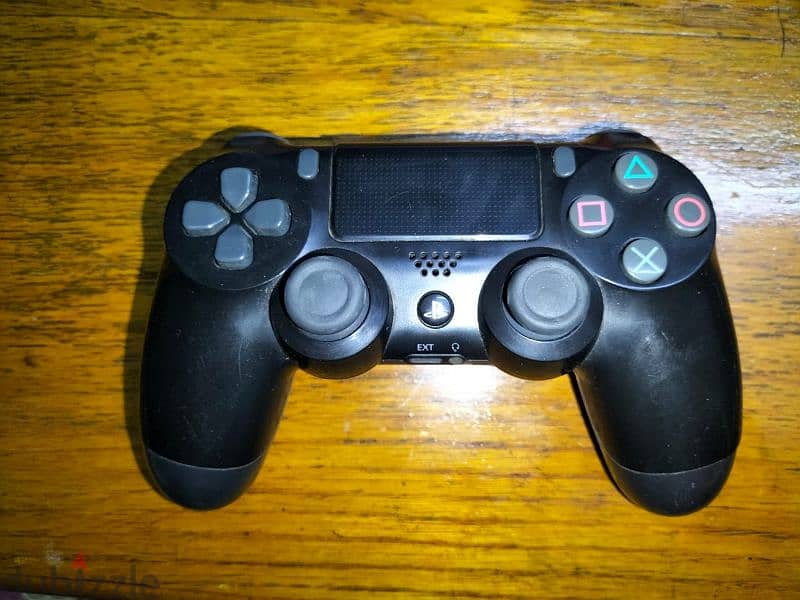 دراع بلايستيشن ps4 اوريجنال - اكسسوارات و قطع غيار كمبيوتر - 206709935