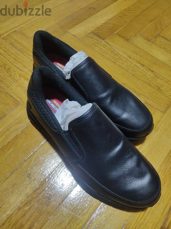 original sketchers size 43 1