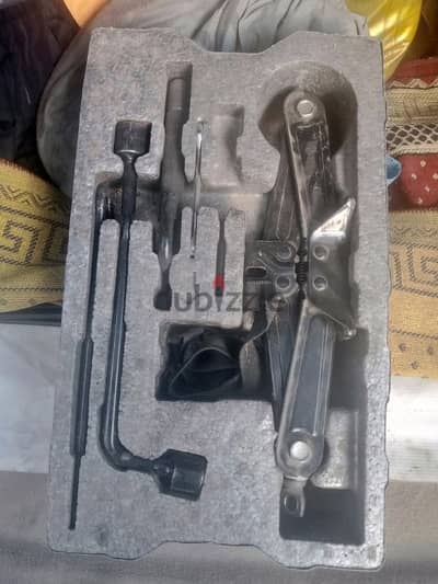 فله كوريك رفع سياره
