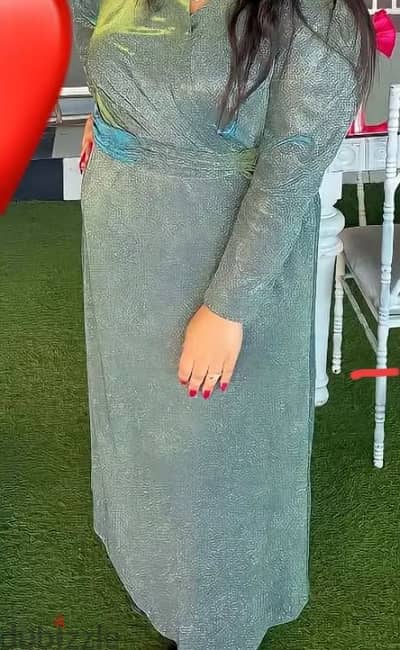 فساتين سواريه تفصيل
