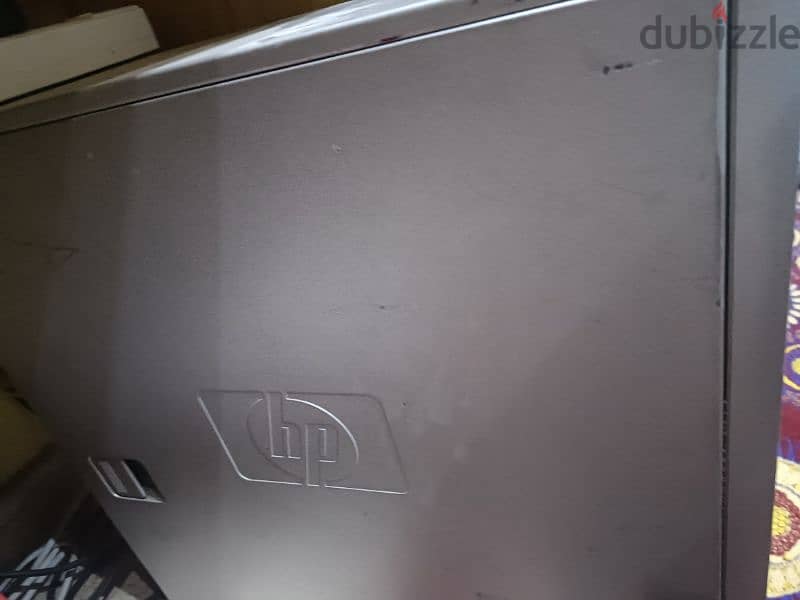 جهاز hp z400 2