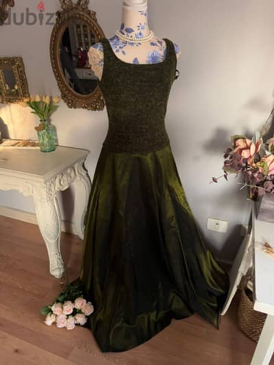 Olive dress | فستان سوارية