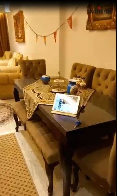 شقه مفــروشــة ومــكيفــة 135 م بـ كــليوبــاتــرا بحــر