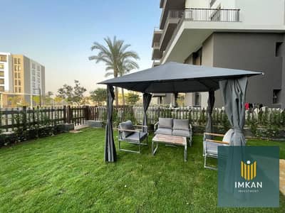 دوبلكس 220م + جاردن 111م للبيع في كمبوند تاج سيتى Taj city أمام مطار القاهرة الدولى