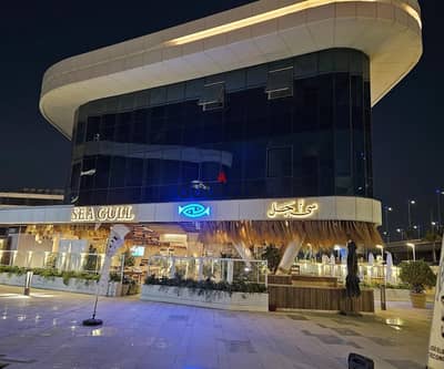Commercial shop for rent, ground floor, 200 sq m, in Walk of Cairo, prime location inside the mall in Beverly Hills, Sheikh Zayed, near Waslat Dahshur