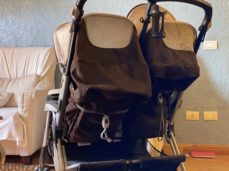 Peg-Pérego Aria Twin Double Stroller. 2